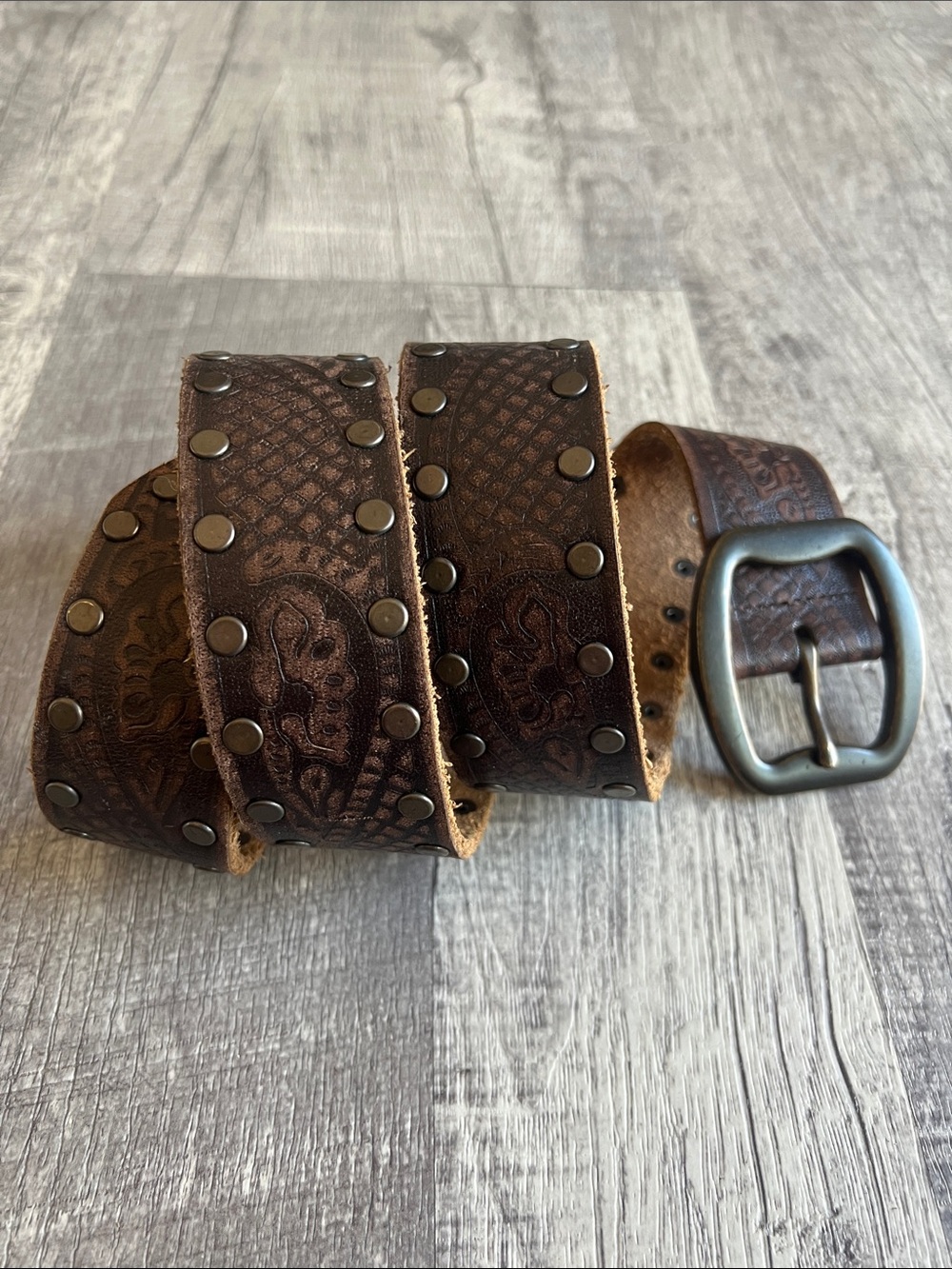 Vintage Y2K Boho Studded Leather Belt Tooled Paisley Embossed Brown Medium Large